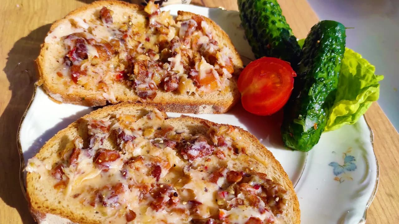 Czy solić smalec? Przekonaj się, jak to wpływa na smak i jakość